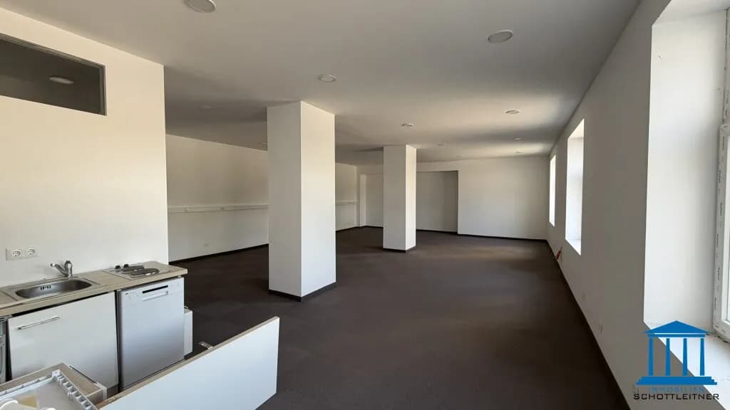 1-Zimmer-Gewerbeimmobilie mieten in Wiener Neustadt – 88 m², € 926