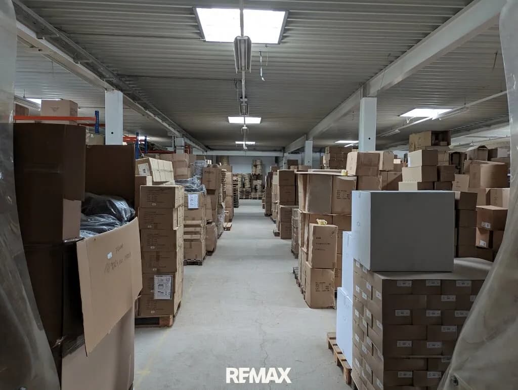 Gewerbeimmobilie mieten in Amstetten – 586 m², € 2.638 – Bild 3 von 9