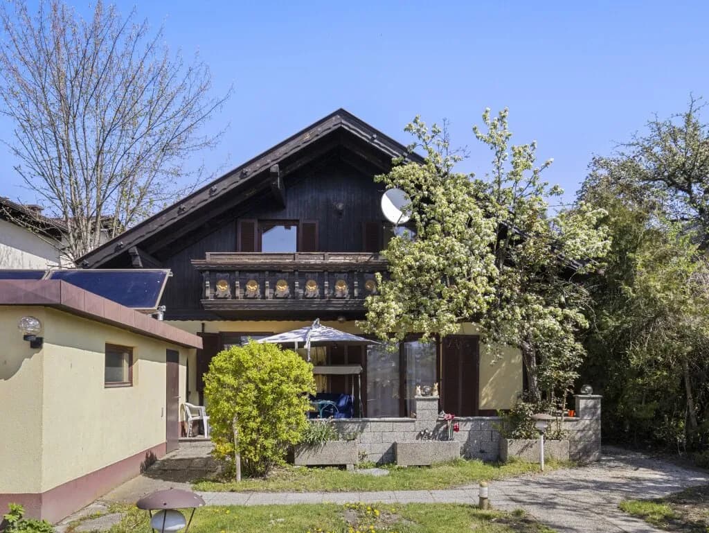 7-Zimmer-Gewerbeimmobilie kaufen in Klagenfurt – 200 m², € 311.000 – Bild 2 von 32