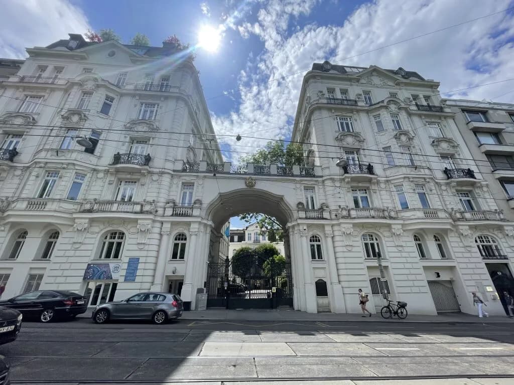 4-Zimmer-Wohnung mieten in Wien – 149,9 m², € 3.968 – Bild 11 von 14