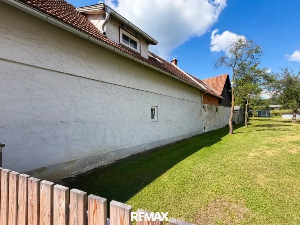8-Zimmer-Haus kaufen in Neunkirchen – 250 m², € 389.000 – Bild 5 von 54