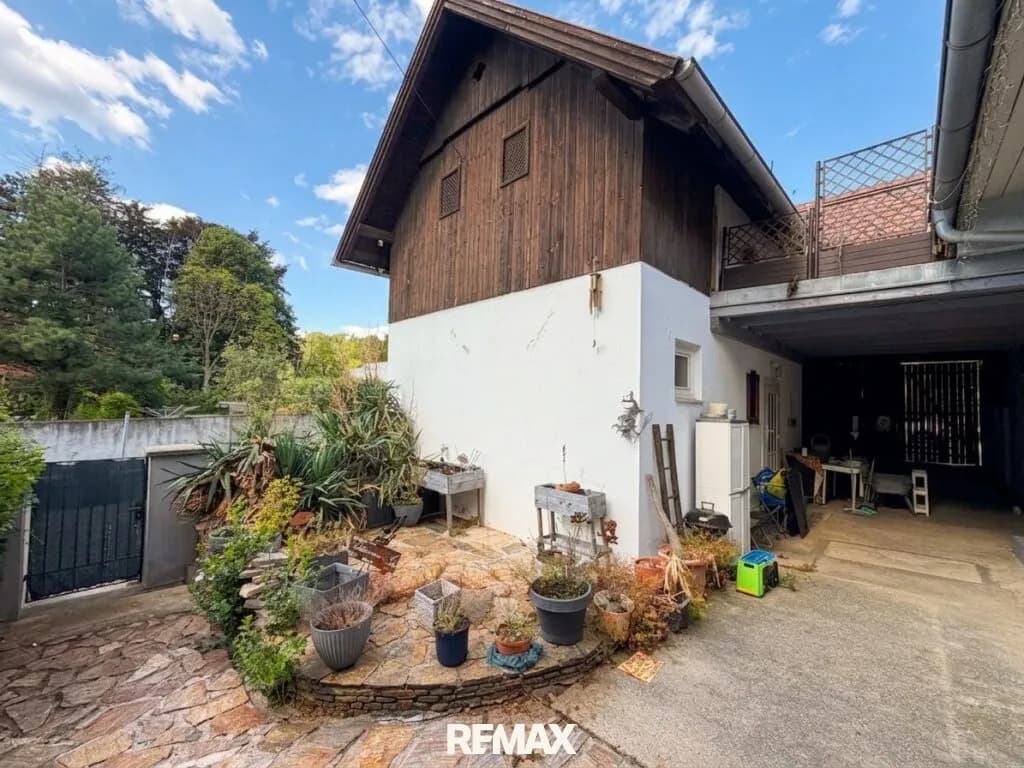 8-Zimmer-Haus kaufen in Neunkirchen – 250 m², € 389.000 – Bild 6 von 54
