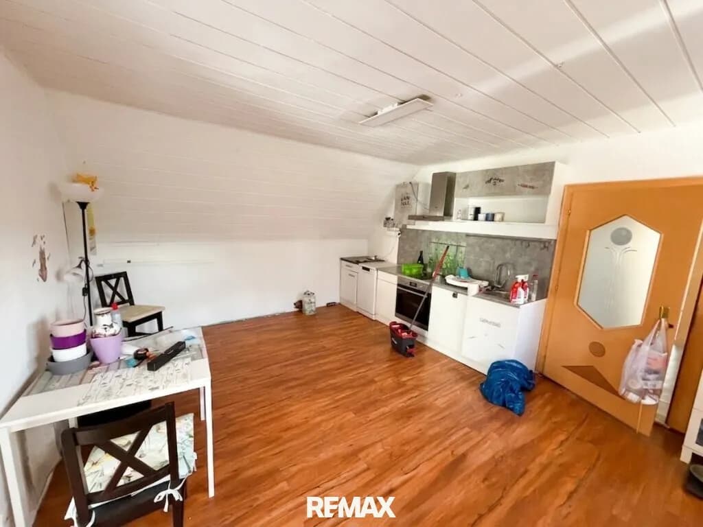8-Zimmer-Haus kaufen in Neunkirchen – 250 m², € 389.000 – Bild 20 von 54