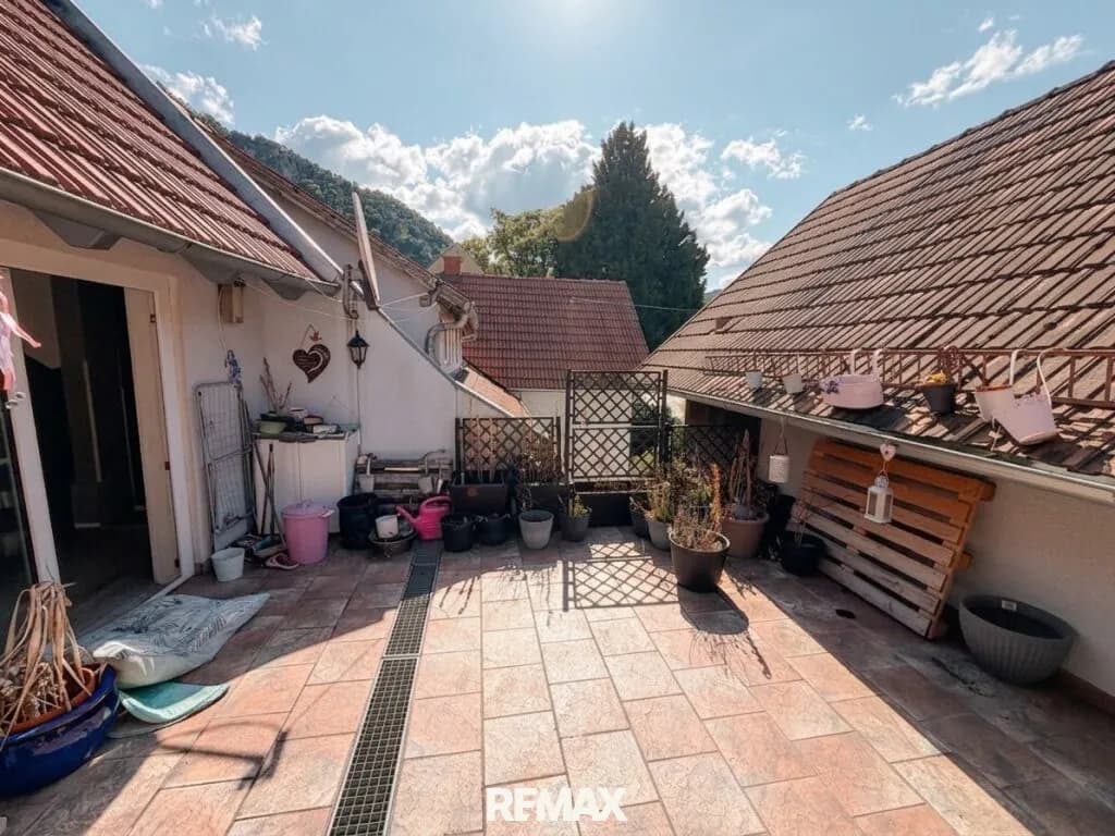 8-Zimmer-Haus kaufen in Neunkirchen – 250 m², € 389.000 – Bild 27 von 54