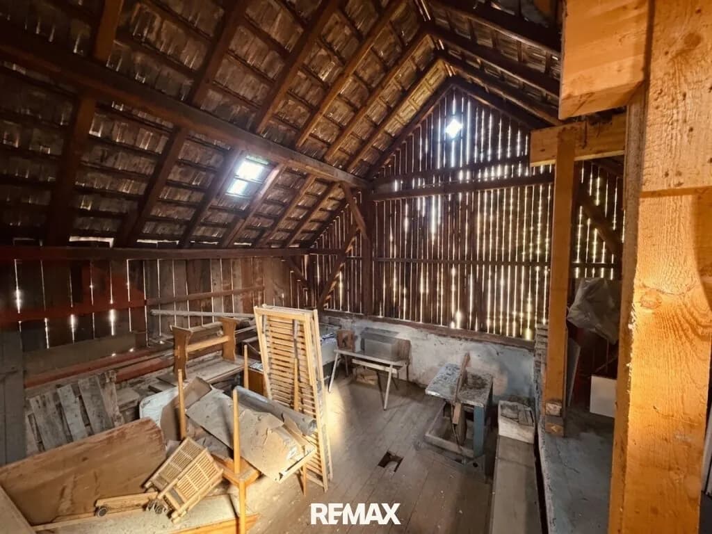 8-Zimmer-Haus kaufen in Neunkirchen – 250 m², € 389.000 – Bild 49 von 54
