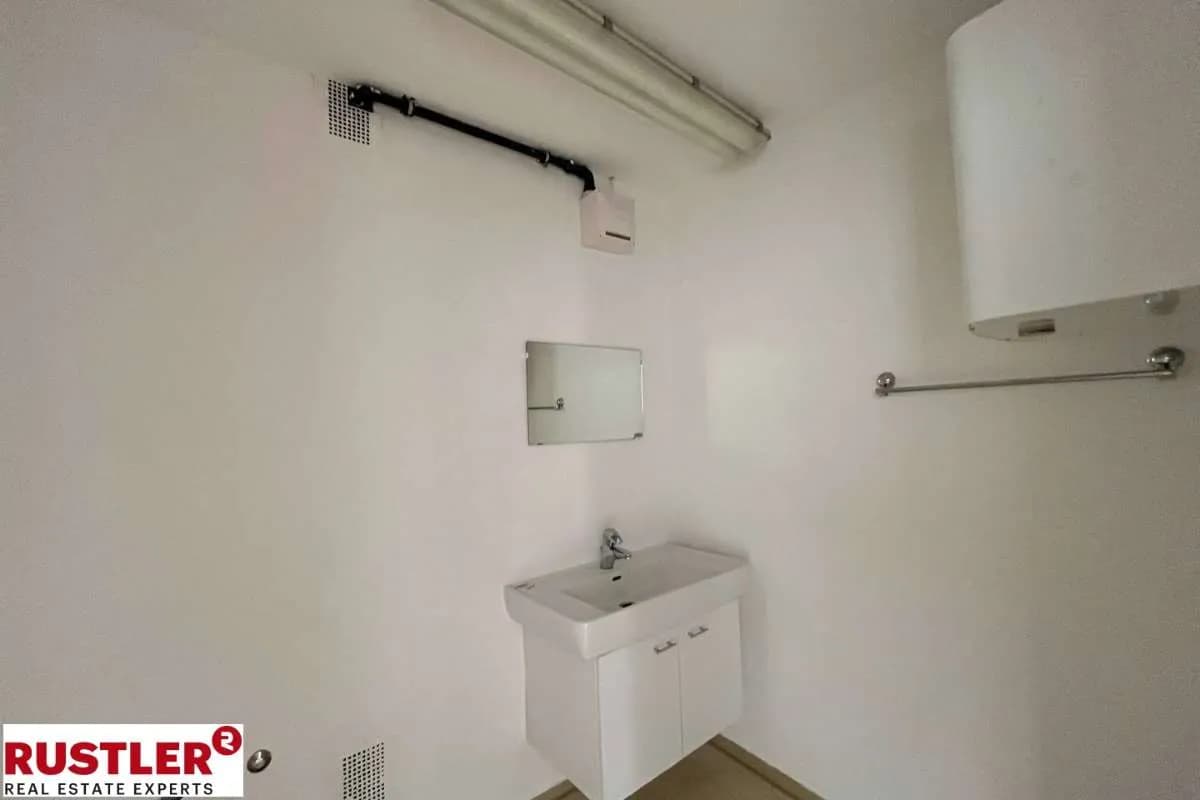 7-Zimmer-Gewerbeimmobilie mieten in Graz – 172 m², € 2.029 – Bild 11 von 14