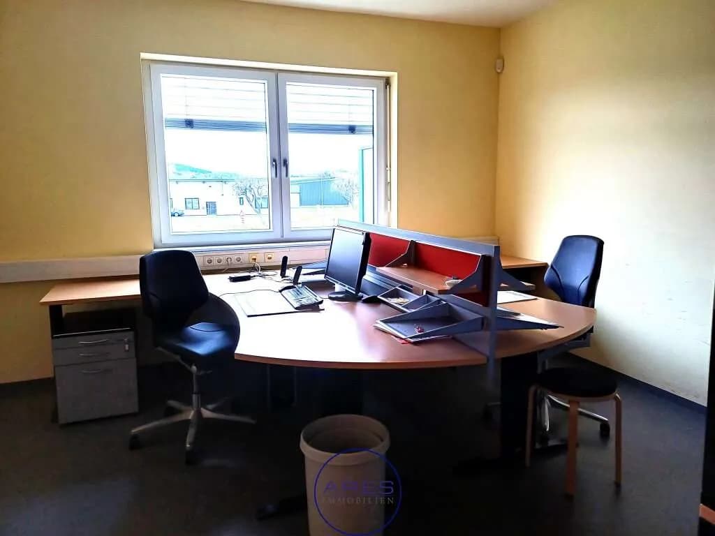 1-Zimmer-Gewerbeimmobilie mieten in Tulln – 17 m², € 239
