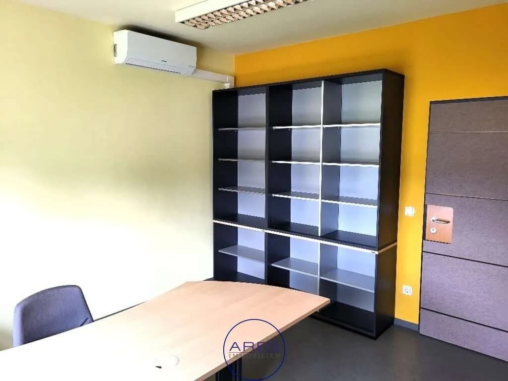 1-Zimmer-Gewerbeimmobilie mieten in Tulln – 17 m², € 239 – Bild 4 von 10