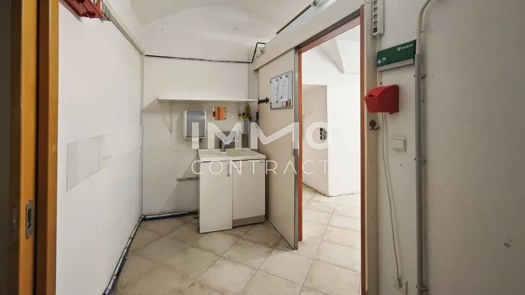 1-Zimmer-Gewerbeimmobilie mieten in Lienz – 42 m², € 825 – Bild 4 von 6