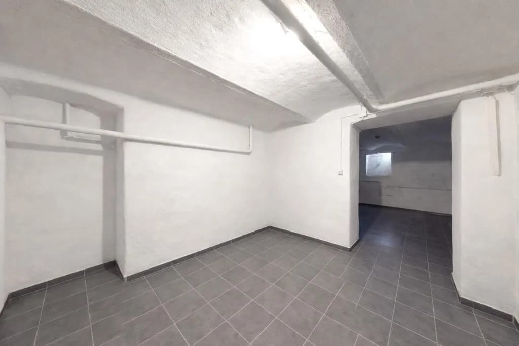 2-Zimmer-Gewerbeimmobilie mieten in Wiener Neustadt – 45 m², € 833 – Bild 10 von 11