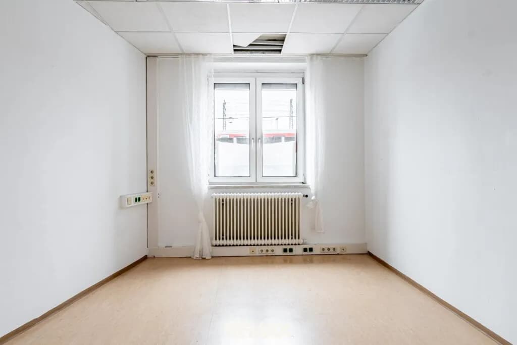 6-Zimmer-Gewerbeimmobilie mieten in Linz – 160 m², € 1.185 – Bild 2 von 7