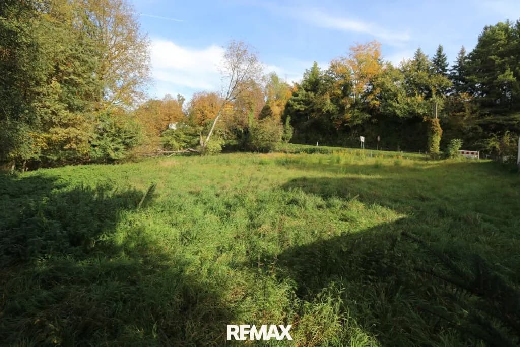 Grundstück kaufen in Wels-Land – 2 234 m², € 346.000