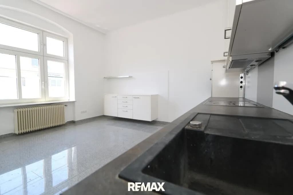 6-Zimmer-Wohnung mieten in Wels – 213 m², € 2.634 – Bild 9 von 13