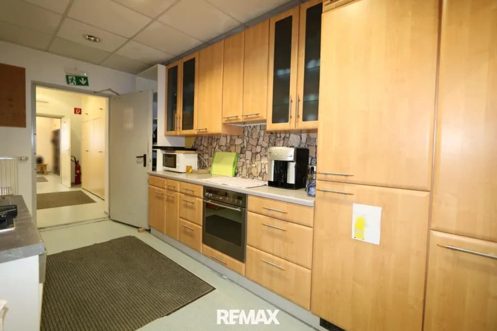 Immobilie mieten in Wels – 629 m², € 3.960 – Bild 16 von 24