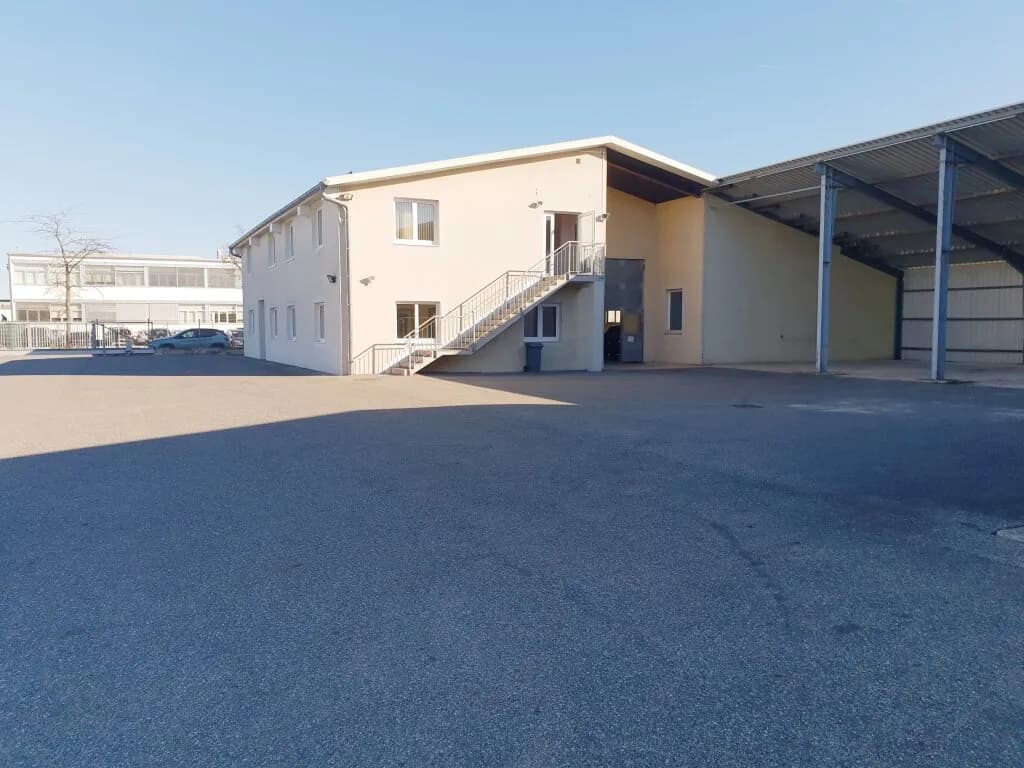 5-Zimmer-Gewerbeimmobilie mieten in Baden – 293 m², € 5.200 – Bild 2 von 13