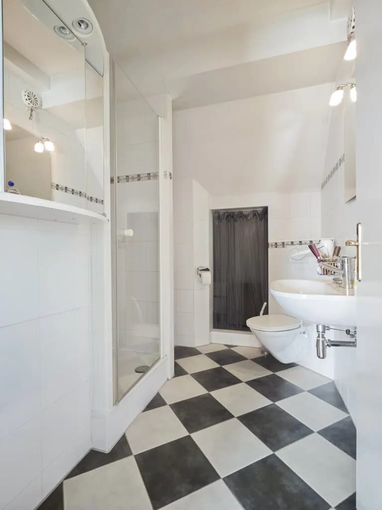 5-Zimmer-Haus kaufen in Baden – 155 m², € 469.000 – Bild 22 von 31