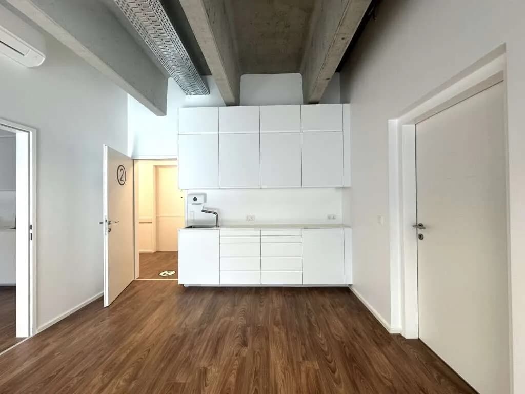 10-Zimmer-Gewerbeimmobilie mieten in Wien – 339 m², € 4.322 – Bild 2 von 30
