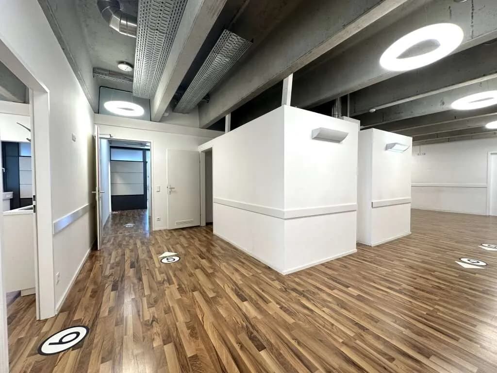 10-Zimmer-Gewerbeimmobilie mieten in Wien – 339 m², € 4.322 – Bild 7 von 30