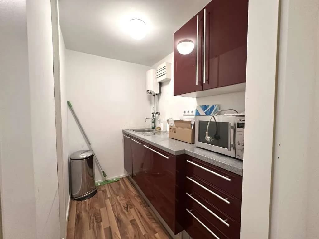 10-Zimmer-Gewerbeimmobilie mieten in Wien – 339 m², € 4.322 – Bild 22 von 30