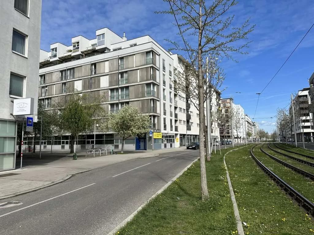 10-Zimmer-Gewerbeimmobilie mieten in Wien – 339 m², € 4.322 – Bild 28 von 30