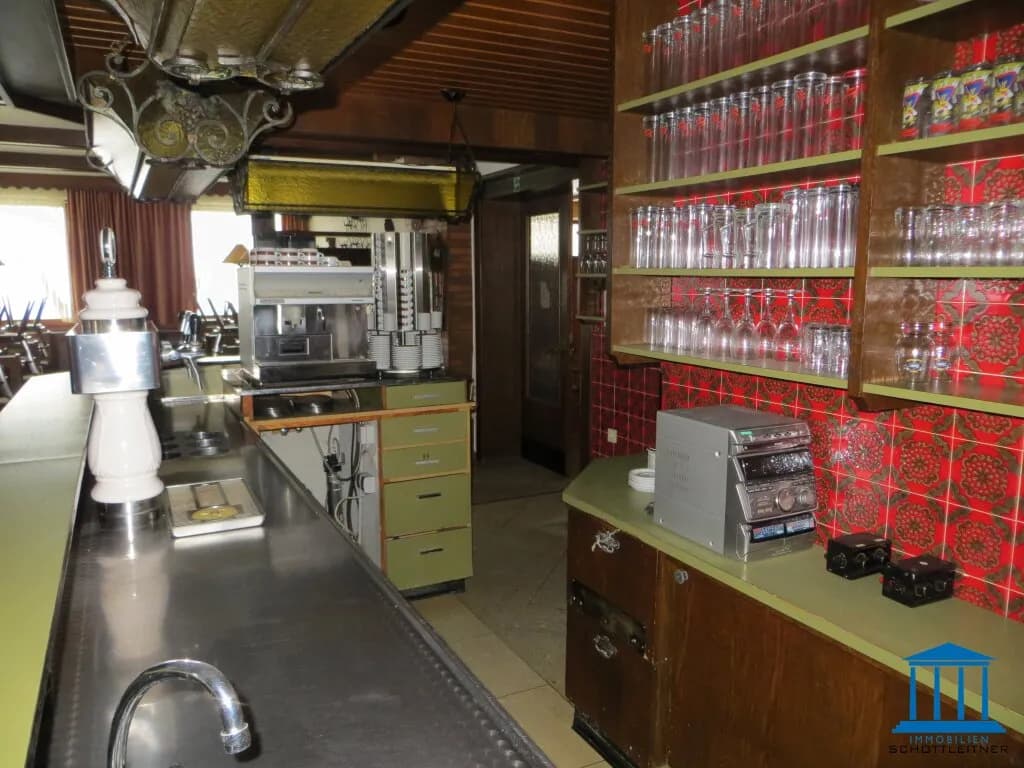 Gewerbeimmobilie kaufen in Neunkirchen – 650 m², € 590.000 – Bild 17 von 35