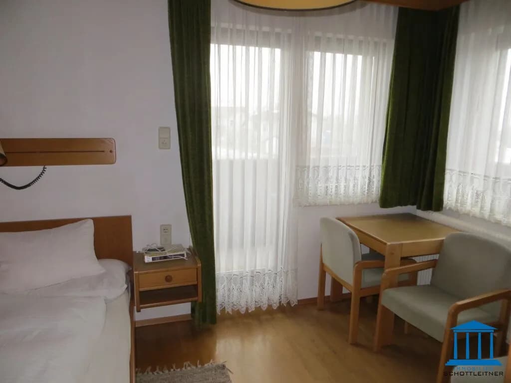 Gewerbeimmobilie kaufen in Neunkirchen – 650 m², € 590.000 – Bild 24 von 35