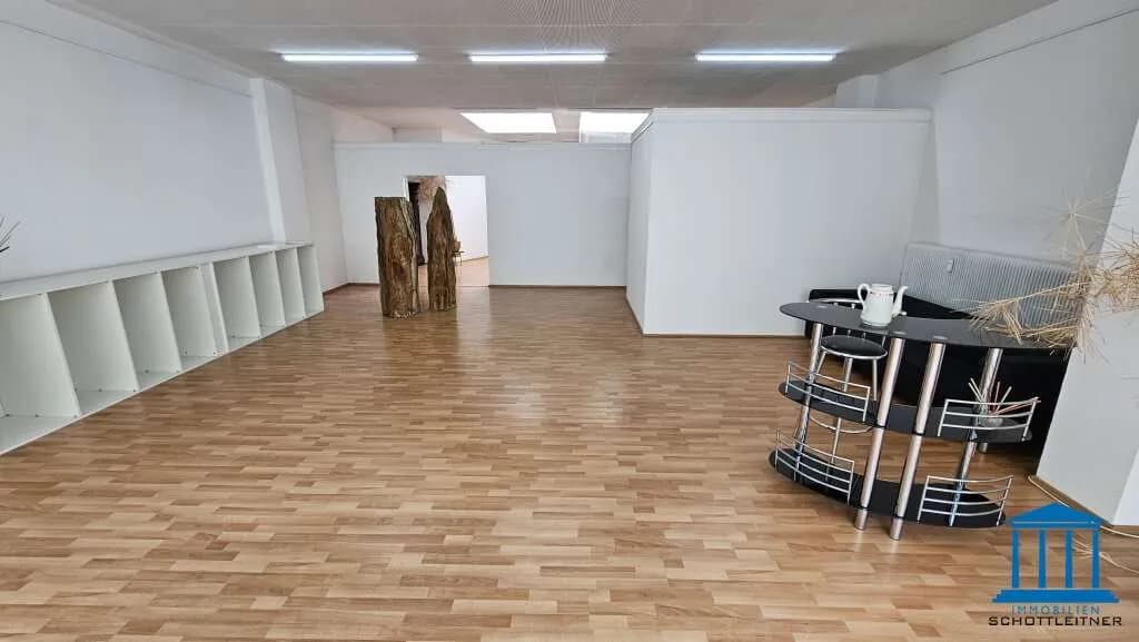 Gewerbeimmobilie mieten in Wiener Neustadt – 150 m², € 1.565