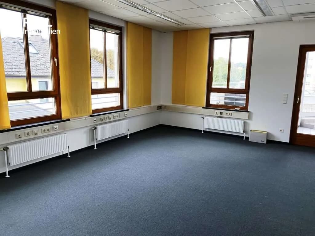 Gewerbeimmobilie mieten in Sankt Pölten – 291 m², € 4.394 – Bild 2 von 17