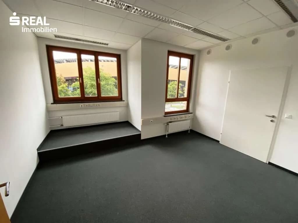 Gewerbeimmobilie mieten in Sankt Pölten – 291 m², € 4.394 – Bild 7 von 17