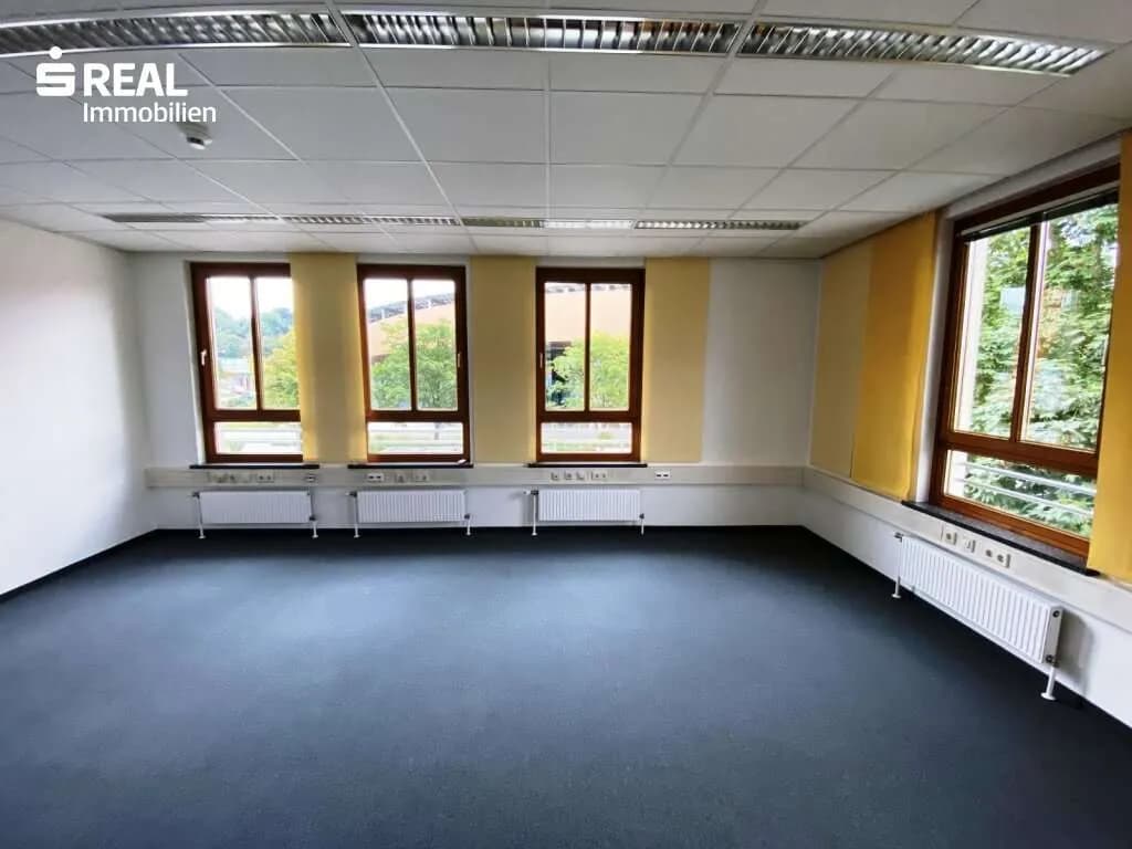 Gewerbeimmobilie mieten in Sankt Pölten – 291 m², € 4.394 – Bild 8 von 17