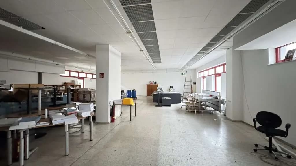 Gewerbeimmobilie mieten in Wien – 350 m², € 5.200 – Bild 1 von 4