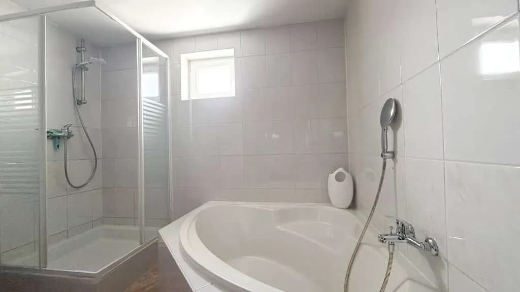 4-Zimmer-Gewerbeimmobilie kaufen in Graz – 270 m², € 825.000 – Bild 21 von 24