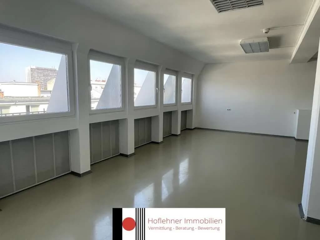 Gewerbeimmobilie mieten in Wien – 2 640 m², € 30.015 – Bild 1 von 17