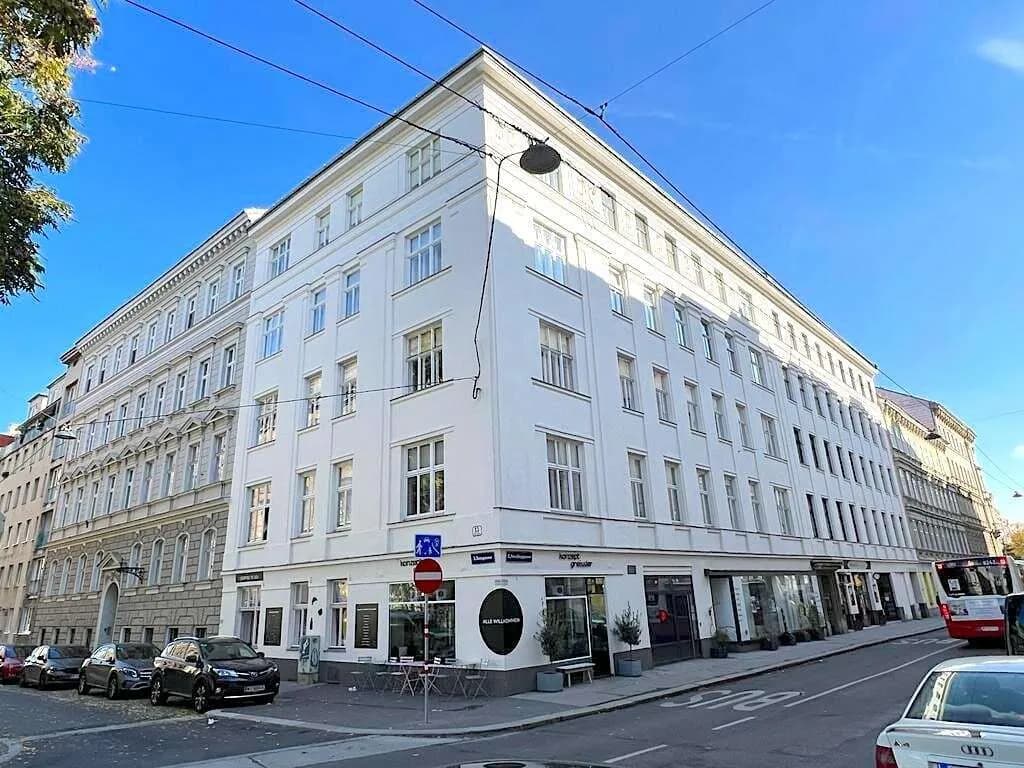 Gewerbeimmobilie kaufen in Wien – 582 m², € 2.290.000 – Bild 2 von 3