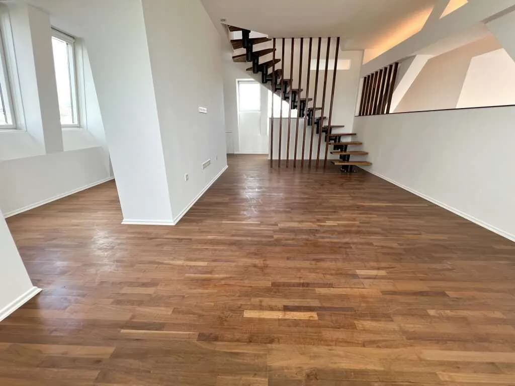 4-Zimmer-Wohnung mieten in Wien – 252 m², € 4.413 – Bild 2 von 37