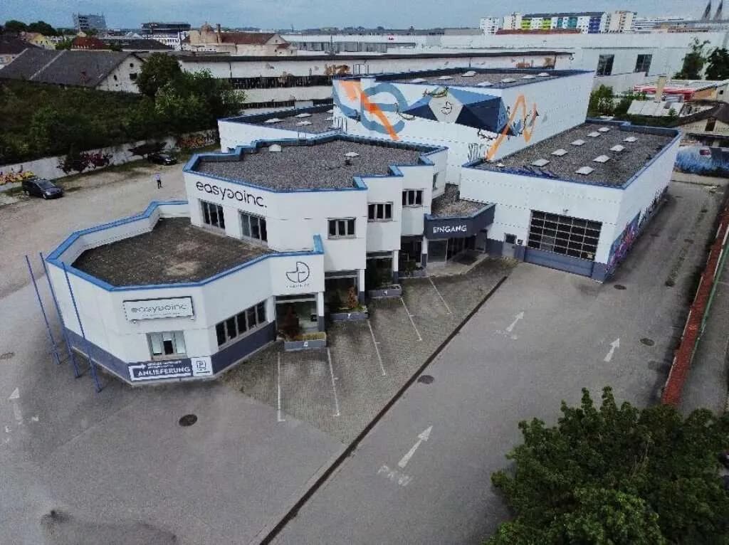 Immobilie mieten in Wels – 3 300 m²