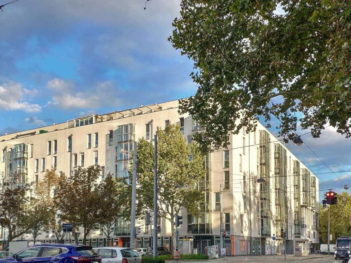 1-Zimmer-Gewerbeimmobilie mieten in Wien – 87 m², € 1.672