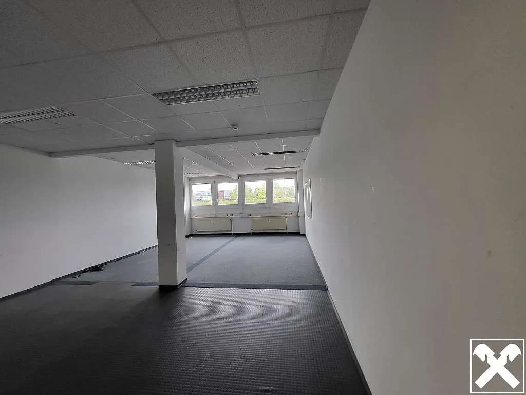 Gewerbeimmobilie mieten in Linz Land – € 13.218 – Bild 2 von 6