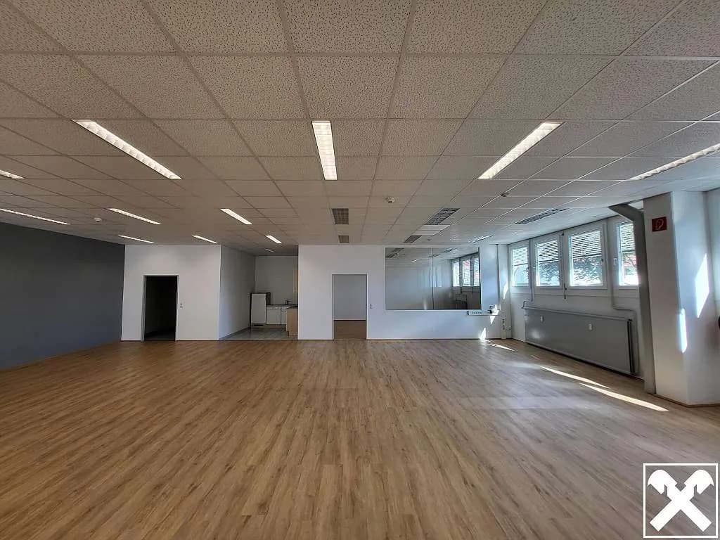 Gewerbeimmobilie mieten in Linz Land – € 2.159 – Bild 3 von 5