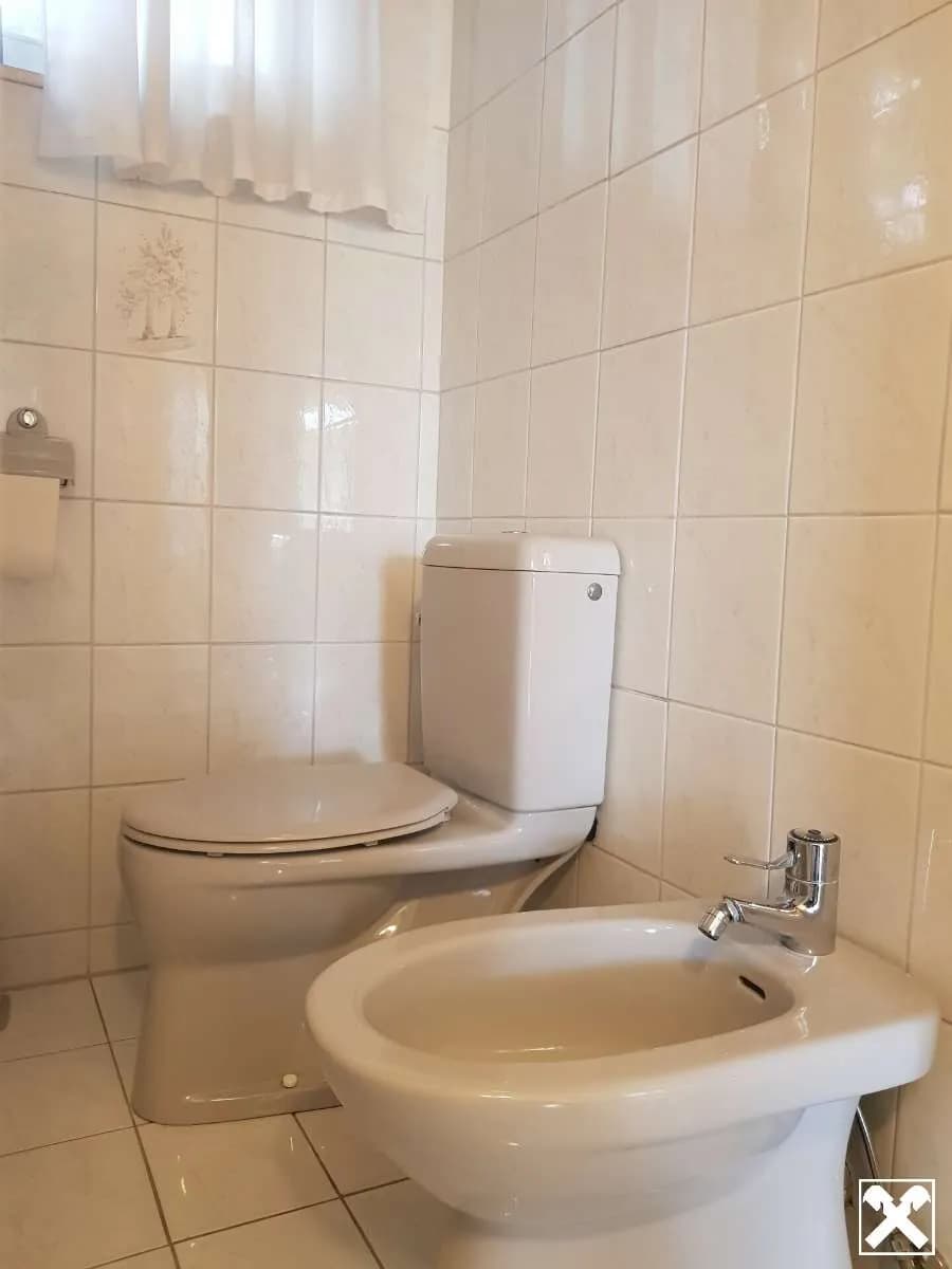 8-Zimmer-Gewerbeimmobilie kaufen in Krems Land – 270,19 m², € 680.000 – Bild 17 von 41