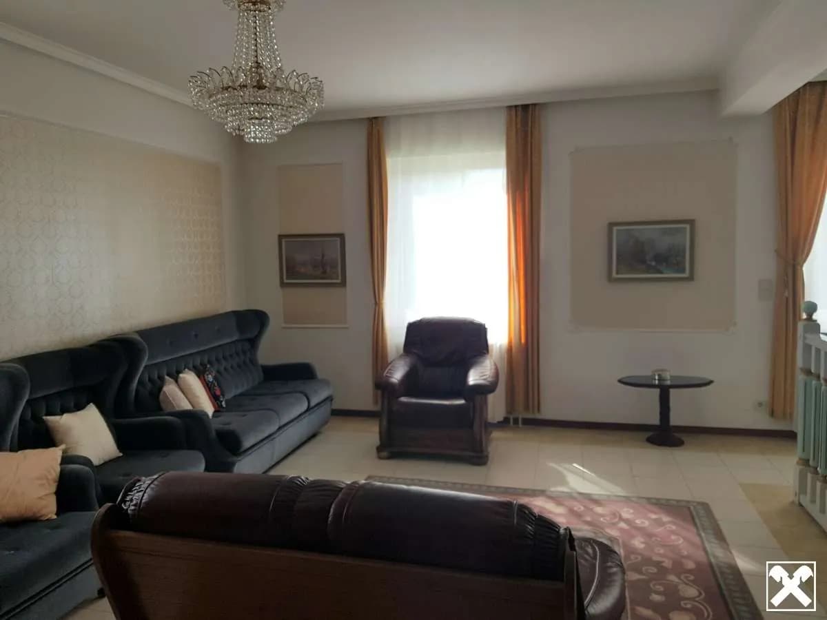 8-Zimmer-Gewerbeimmobilie kaufen in Krems Land – 270,19 m², € 680.000 – Bild 23 von 41