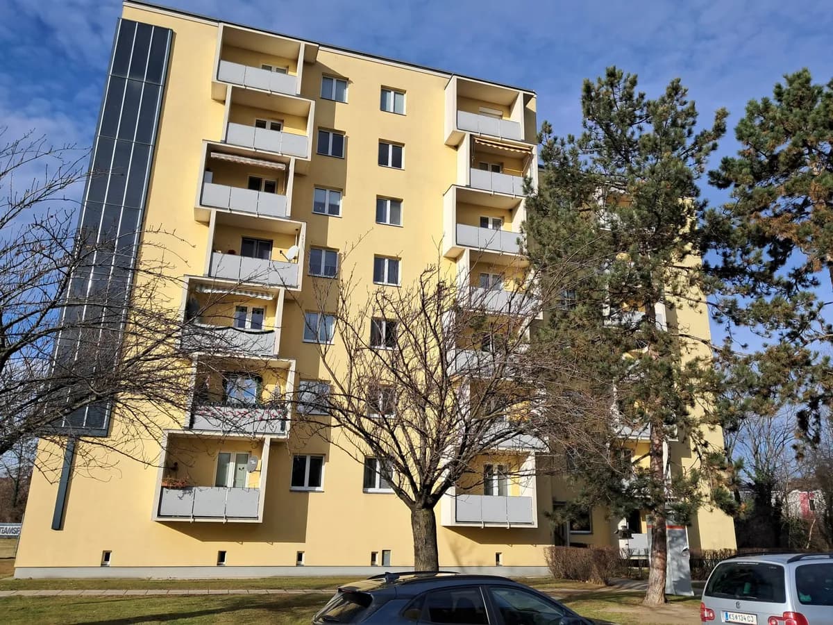 2-Zimmer-Wohnung mieten in Krems an der Donau – 70,08 m², € 786 – Bild 3 von 9
