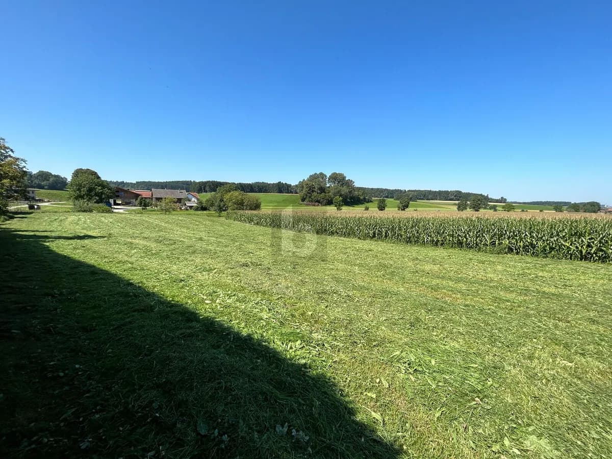 Grundstück kaufen in Braunau am Inn – 1 664 m², € 200.000