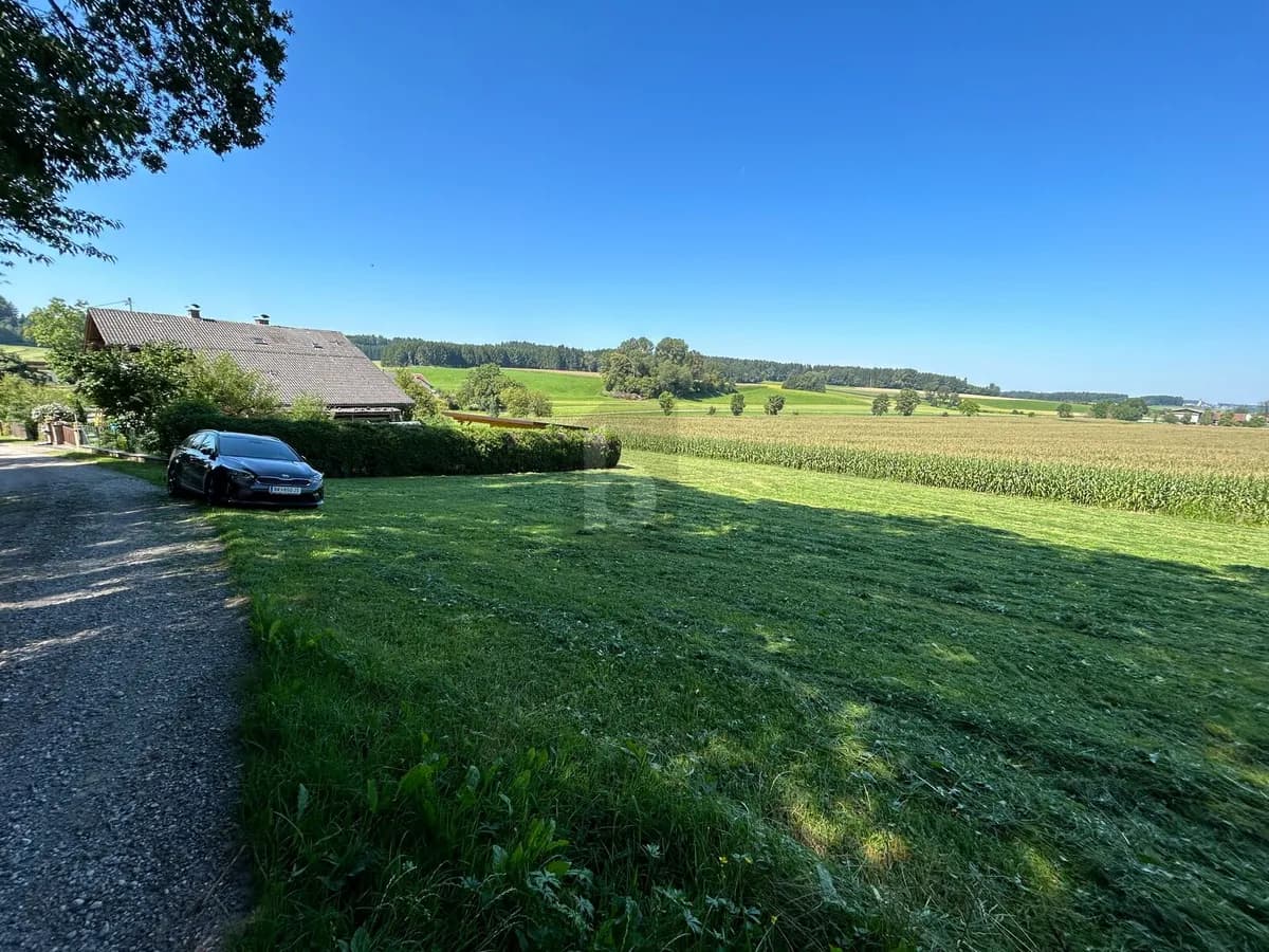Grundstück kaufen in Braunau am Inn – 1 664 m², € 200.000 – Bild 2 von 4
