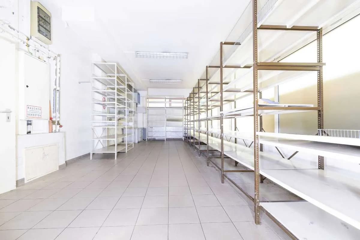 2-Zimmer-Gewerbeimmobilie mieten in Völkermarkt – 300 m², € 2.300 – Bild 9 von 12