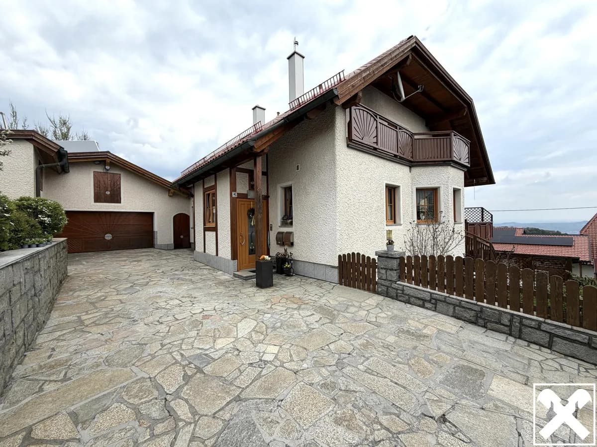 6-Zimmer-Haus kaufen in Linz – 215,13 m², € 890.000 – Bild 2 von 15