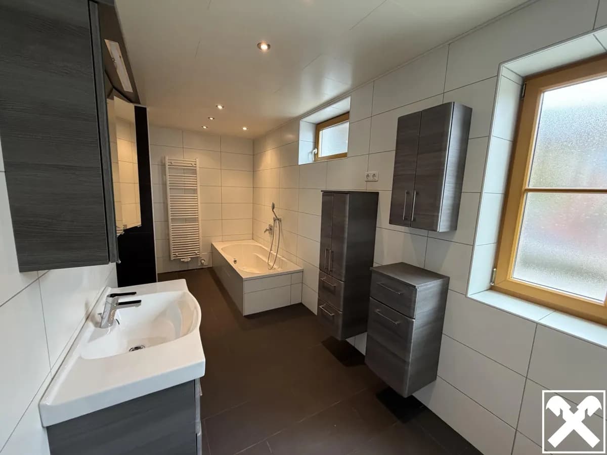 6-Zimmer-Haus kaufen in Linz – 215,13 m², € 890.000 – Bild 10 von 15