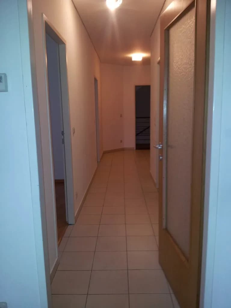 3-Zimmer-Wohnung mieten in Wiener Neustadt – 91 m², € 1.009 – Bild 2 von 9