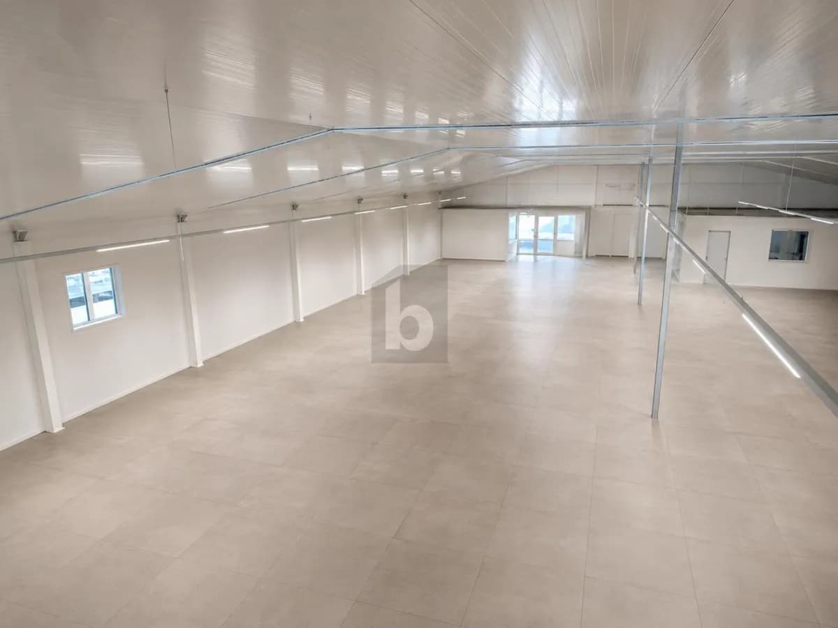 9-Zimmer-Gewerbeimmobilie kaufen in Braunau am Inn – 2 400 m², € 2.400.000 – Bild 2 von 6