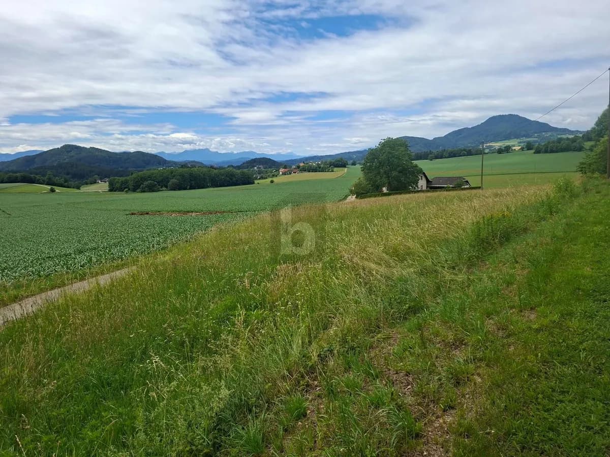 Grundstück kaufen in Klagenfurt Land – 1 234 m², € 148.080 – Bild 3 von 6